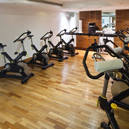 Hotel Leonardo Royal London St Paul’s Exterior foto Spin bikes in a gym