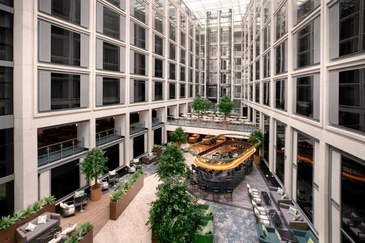 Hotel Leonardo Royal London St Paul’s Exterior foto The hotel's atrium