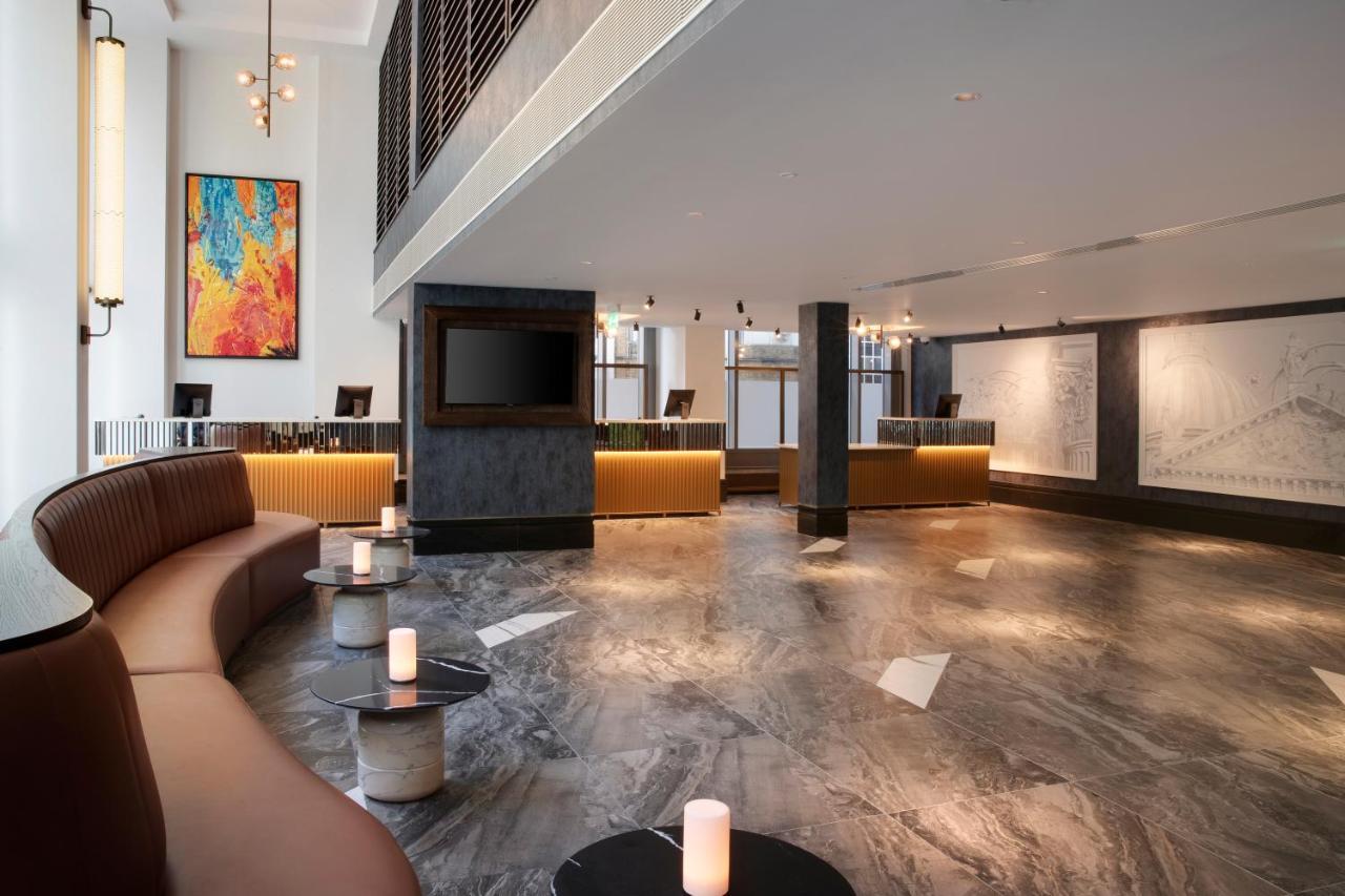 Hotel Leonardo Royal London St Paul’s Exterior foto Reception area