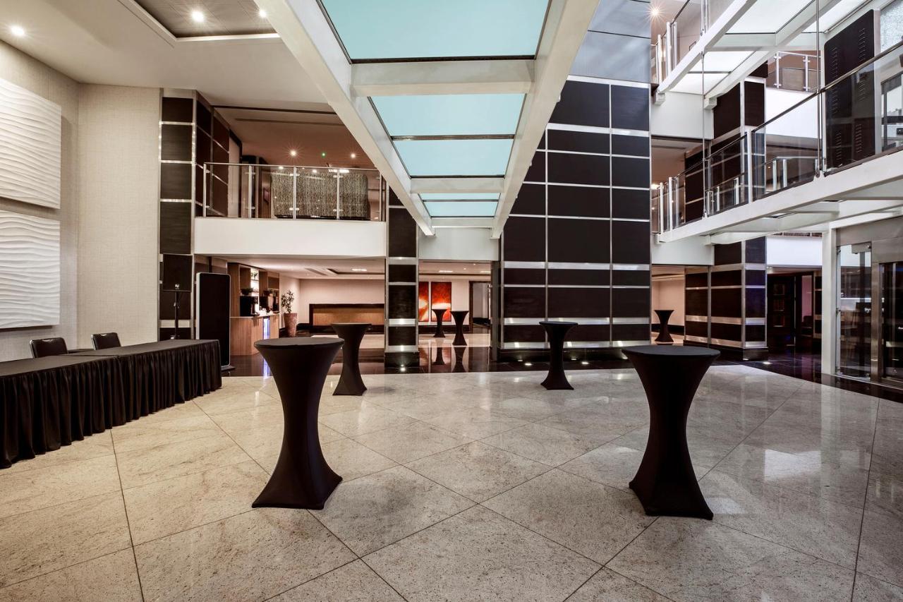 Hotel Leonardo Royal London St Paul’s Exterior foto Reception hall