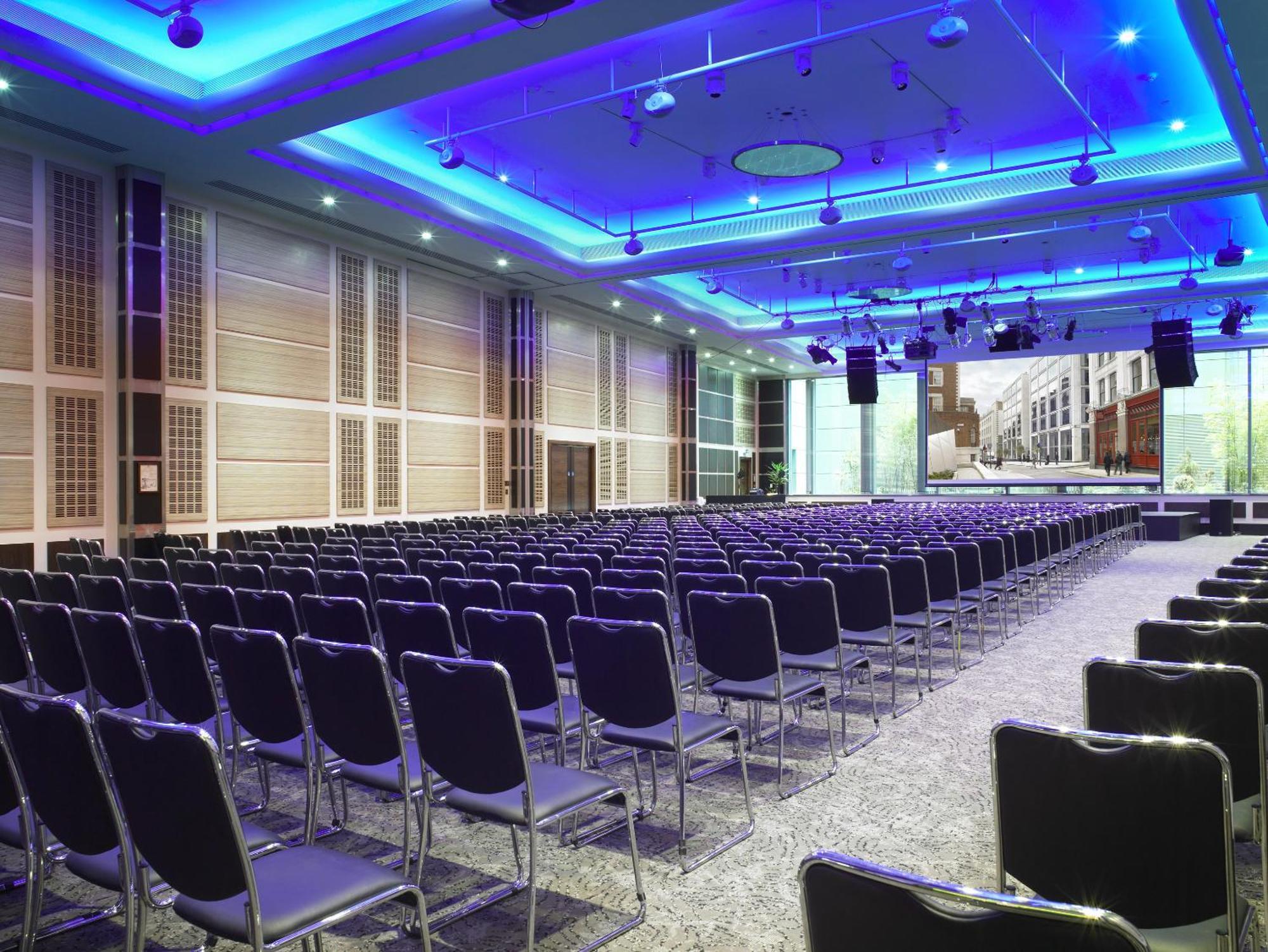 Hotel Leonardo Royal London St Paul’s Exterior foto The conference hall of the hotel