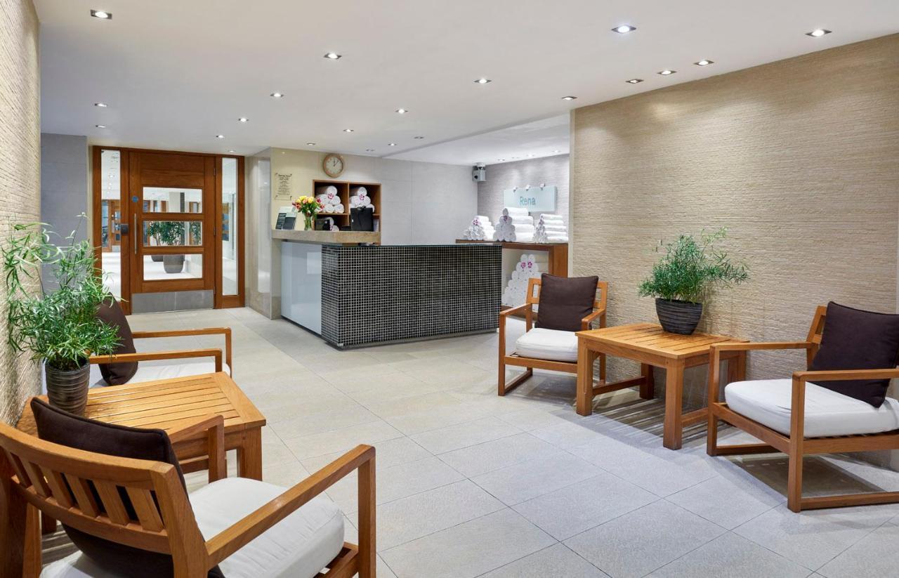 Hotel Leonardo Royal London St Paul’s Exterior foto Reception of a spa